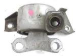Supporto motore ant dx (lat/distrib) Opel Corsa D tt 06>14 (2f di fissaggio)
